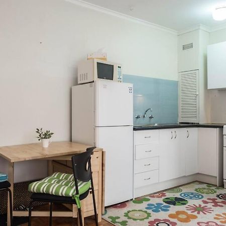 Elwood Beach Apartment Мельбурн Экстерьер фото