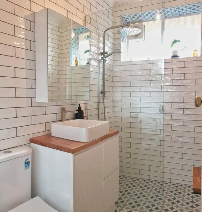 Elwood Beach Apartment Мельбурн Экстерьер фото
